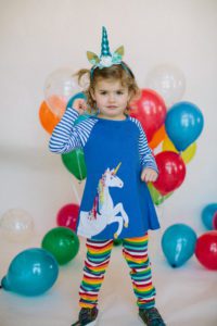 maine family photographer, freeport maine photographer, maine tinker, birthday, 4th birthday photo shoot, rainbow party