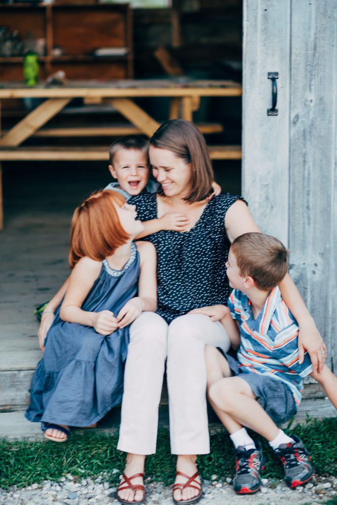 freeport maine family photographer, maine photographer, maine wedding photographer, wolfe neck farm, lifestyle family photographer, downeast family photographer -2-10