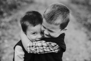 fall family photos in maine , family photos at wolfe neck farm