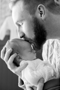 maine family photographer, family photographer in maine, maine tinker photography, portland maine photographer, lifestyle newborn session